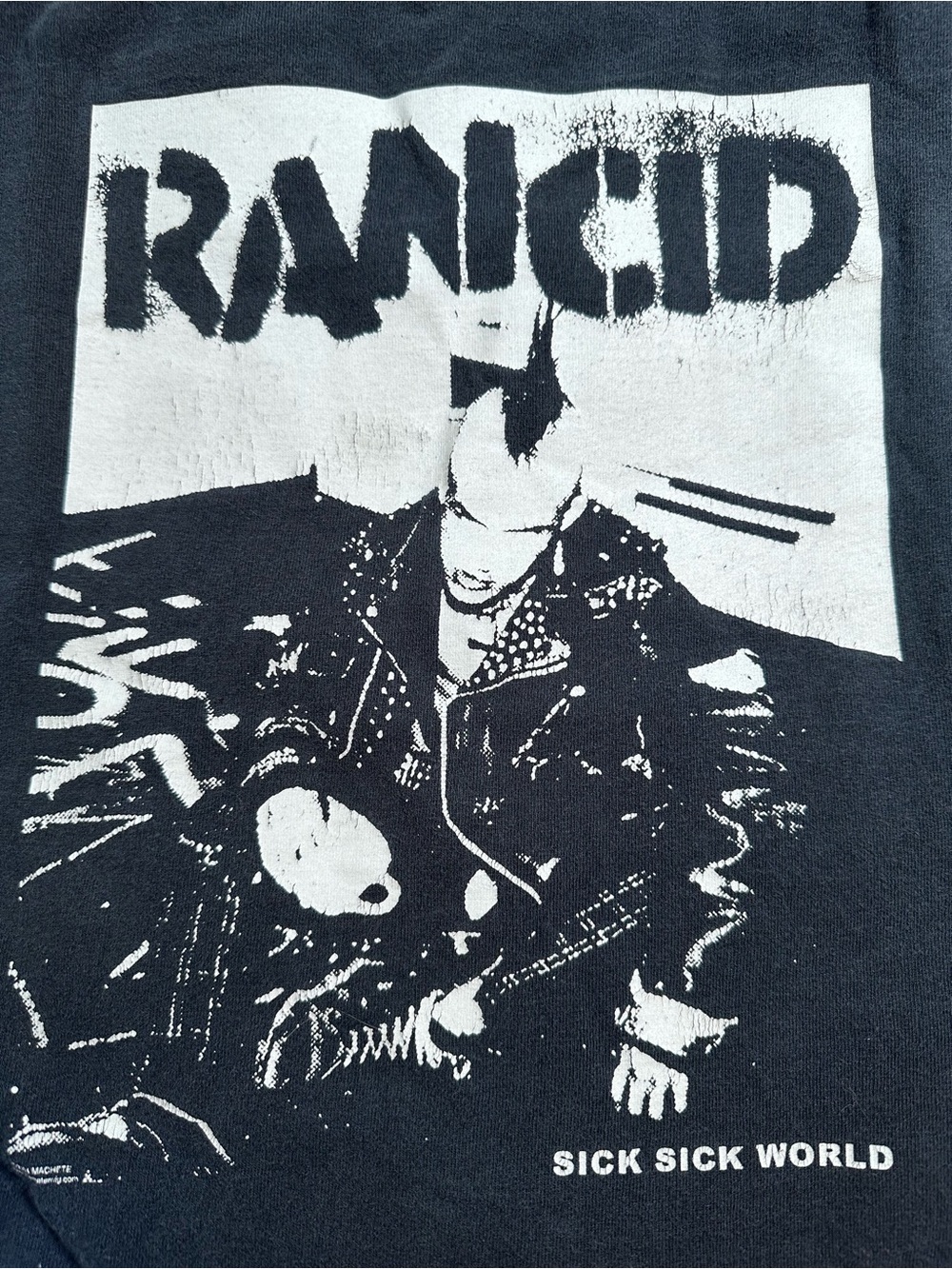 Machete MFG • Vintage 2000s Rancid Sick Sick World Punk Band Tee